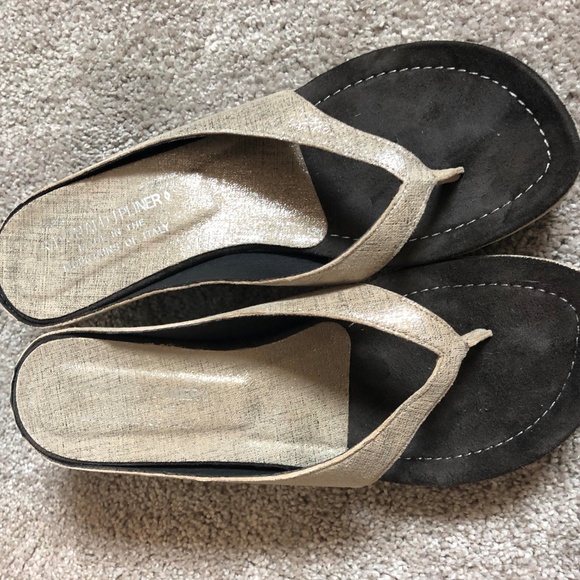 Donald J Pliner, Guenna size 8, cream/silver - Picture 5 of 5